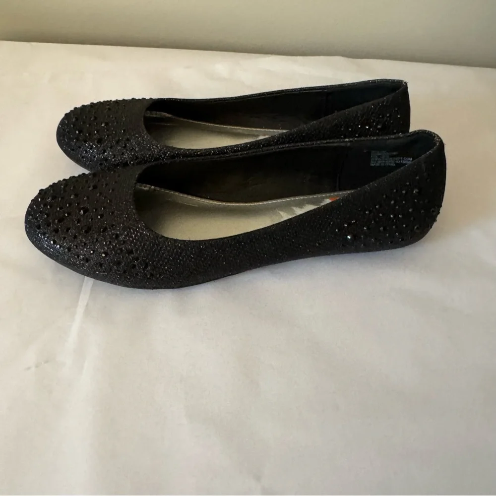HOT CAKES Size 6 Women’s Black Sparkly Ballet Flat Dress Shoes